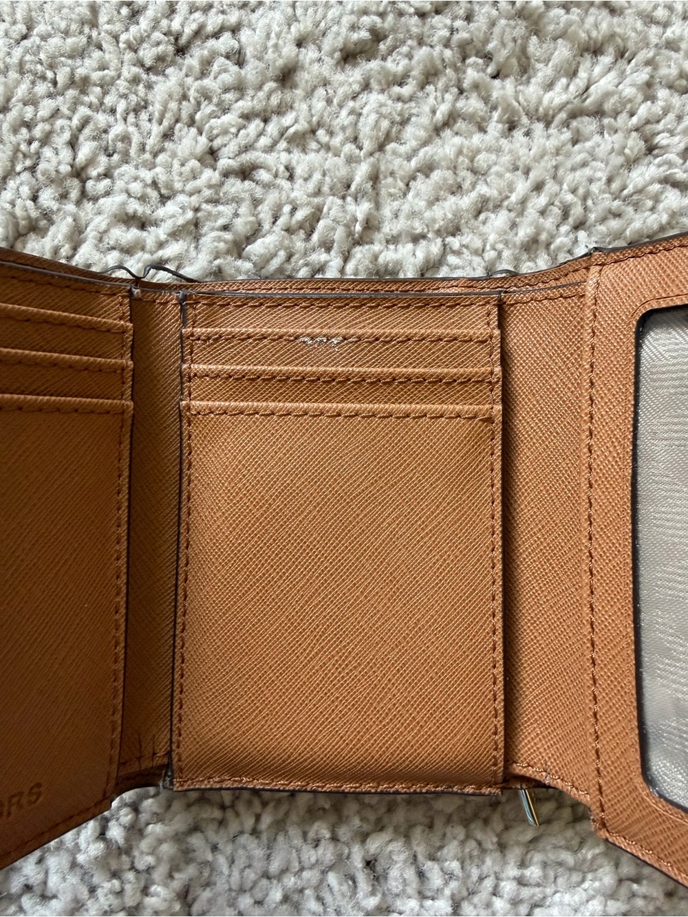 Michael Kors Black Pebbled Leather Card Holder with Gold Logo - Picture 3 of 6